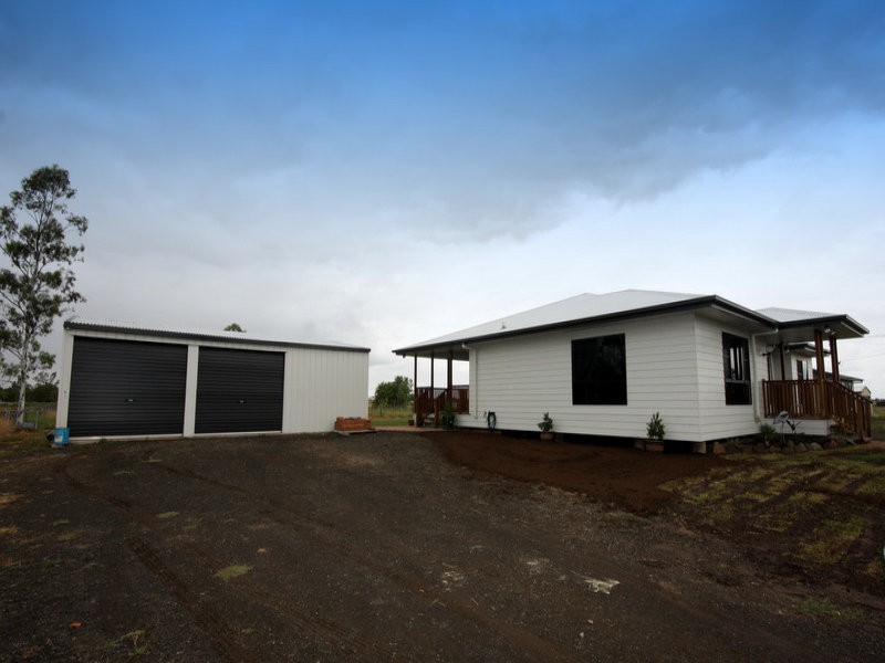 85 Mahon Street, Dalby QLD 4405