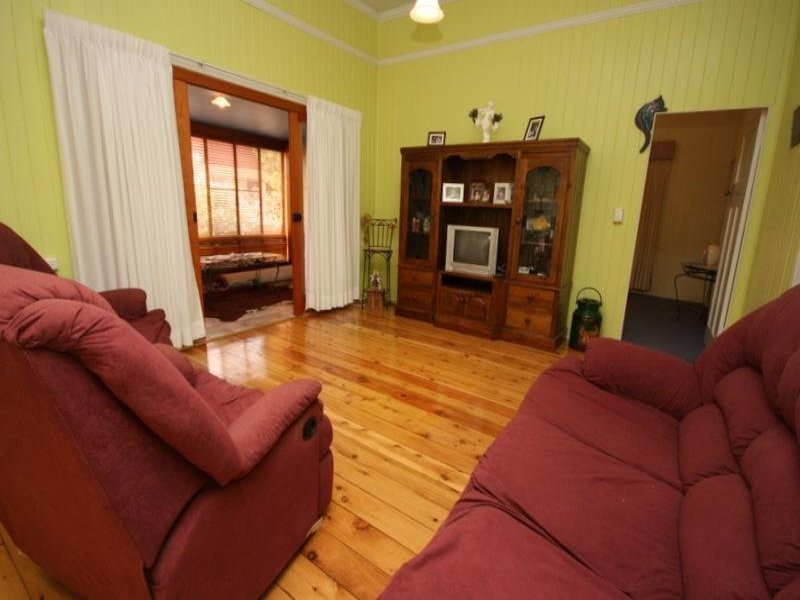 158 Cunningham Street, Dalby QLD 4405