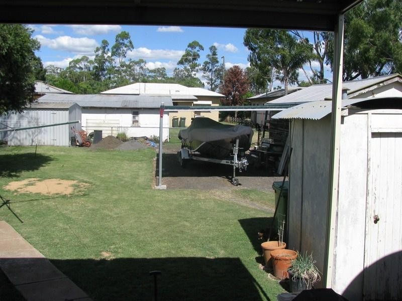 14 Kookaburra Street, Dalby QLD 4405