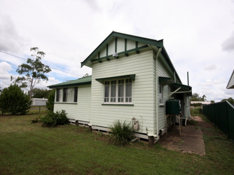 81 Arthur Street, Dalby QLD 4405