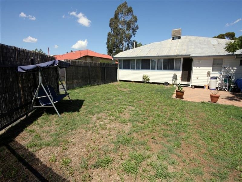 5 Connelly Street, Dalby QLD 4405