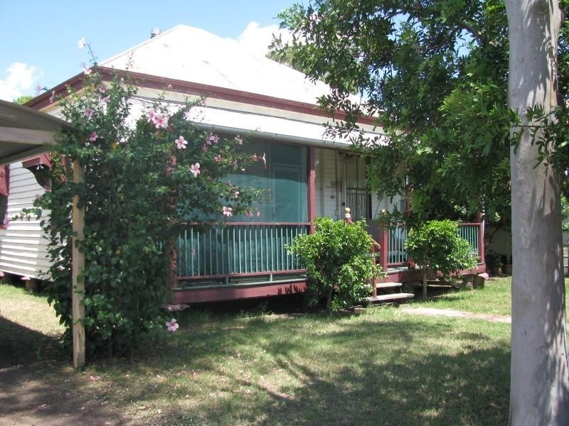 19 Arthur Street, Dalby QLD 4405
