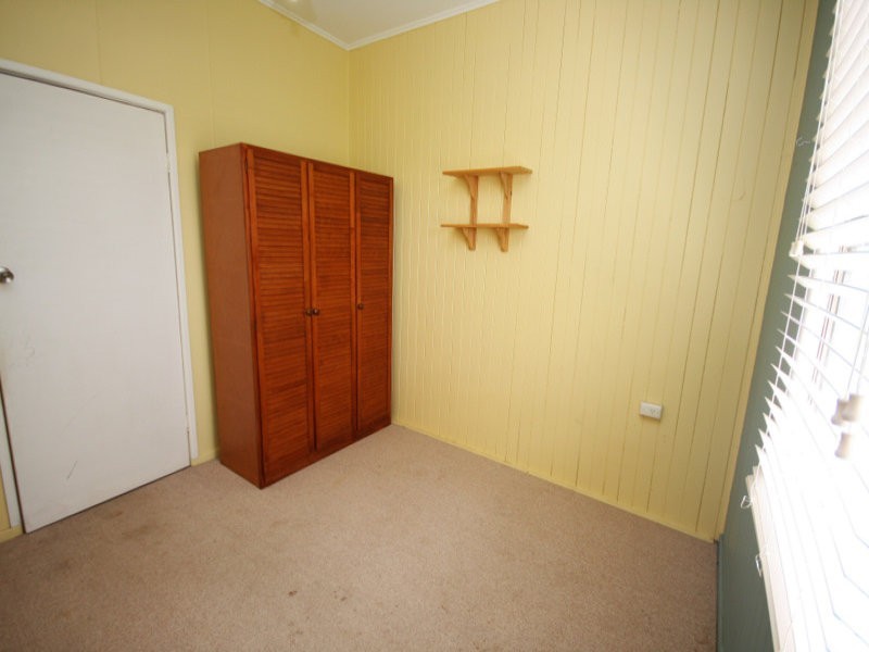 4 Amelia Street, Dalby QLD 4405