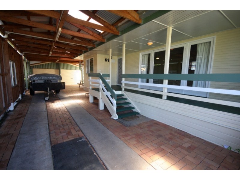 137 Bunya Street, Dalby QLD 4405