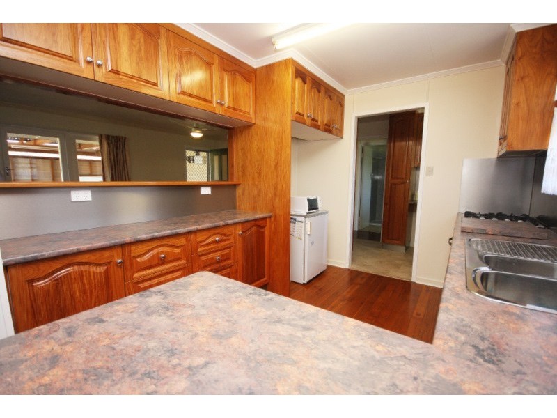 137 Bunya Street, Dalby QLD 4405