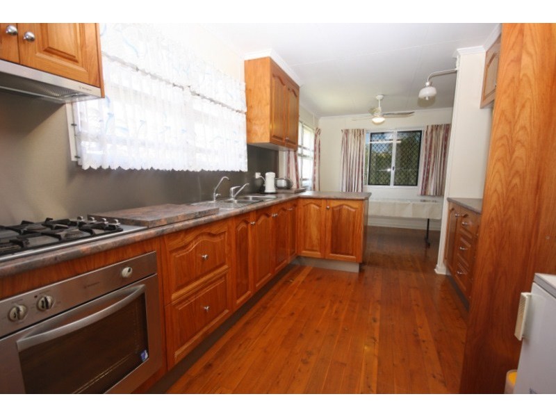 137 Bunya Street, Dalby QLD 4405