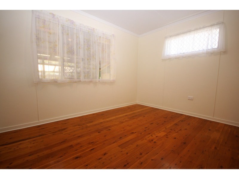 137 Bunya Street, Dalby QLD 4405