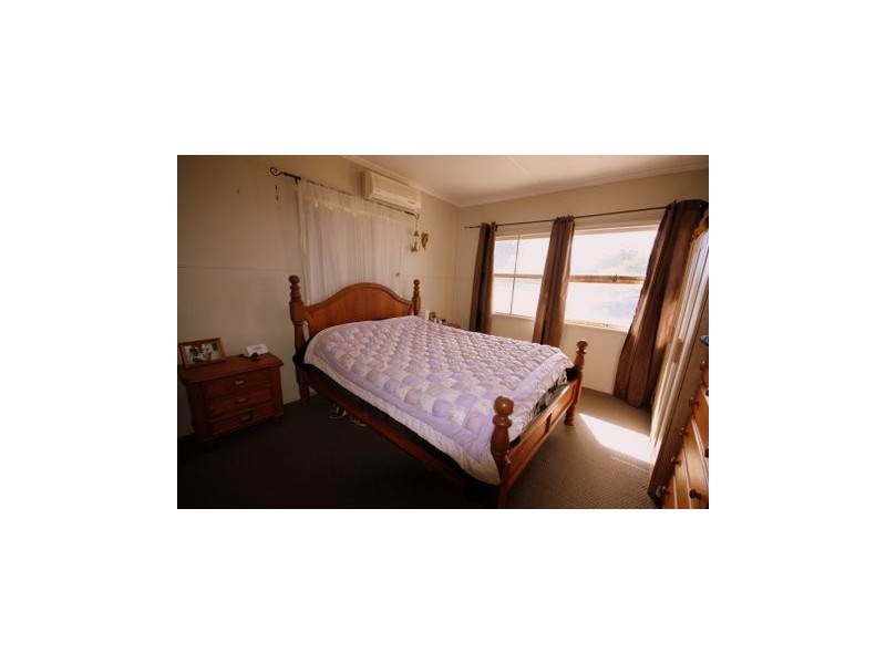 34 Moreton Street, Dalby QLD 4405