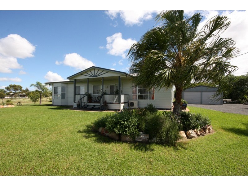 95 Hedge Road, Dalby QLD 4405