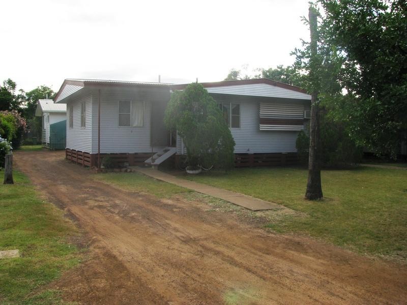63 Wood Street, Dalby QLD 4405
