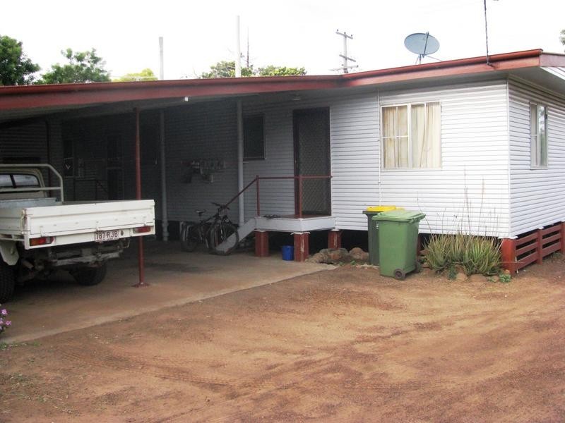 63 Wood Street, Dalby QLD 4405