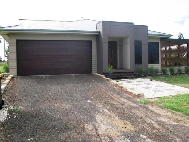 276 Blaxland Road, Dalby QLD 4405