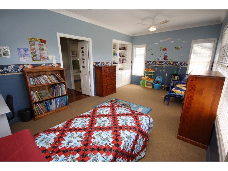 48 Summer Avenue, Dalby QLD 4405