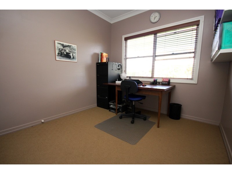 48 Summer Avenue, Dalby QLD 4405