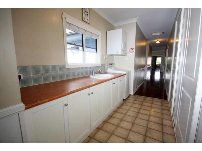 48 Summer Avenue, Dalby QLD 4405