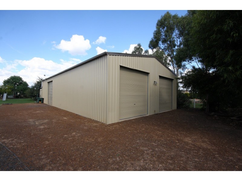 48 Summer Avenue, Dalby QLD 4405