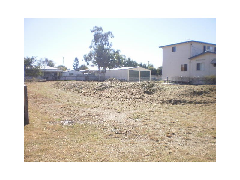 18 Homebush Street, Dalby QLD 4405