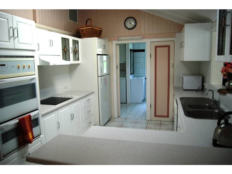 54 Cassidy Street, Bell QLD 4408