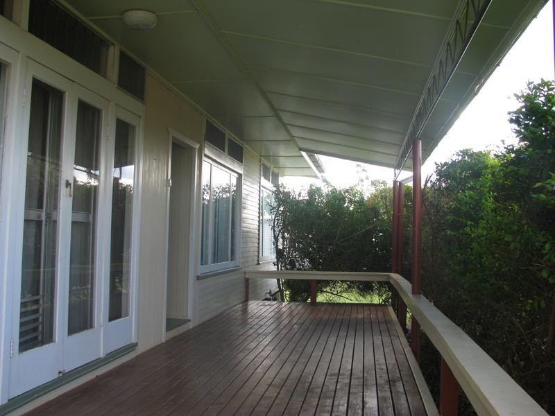 2a Hall Street, Dalby QLD 4405
