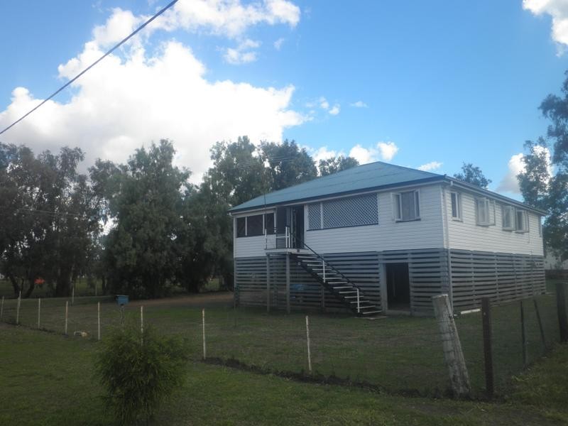 4 Wharf Street, Dalby QLD 4405