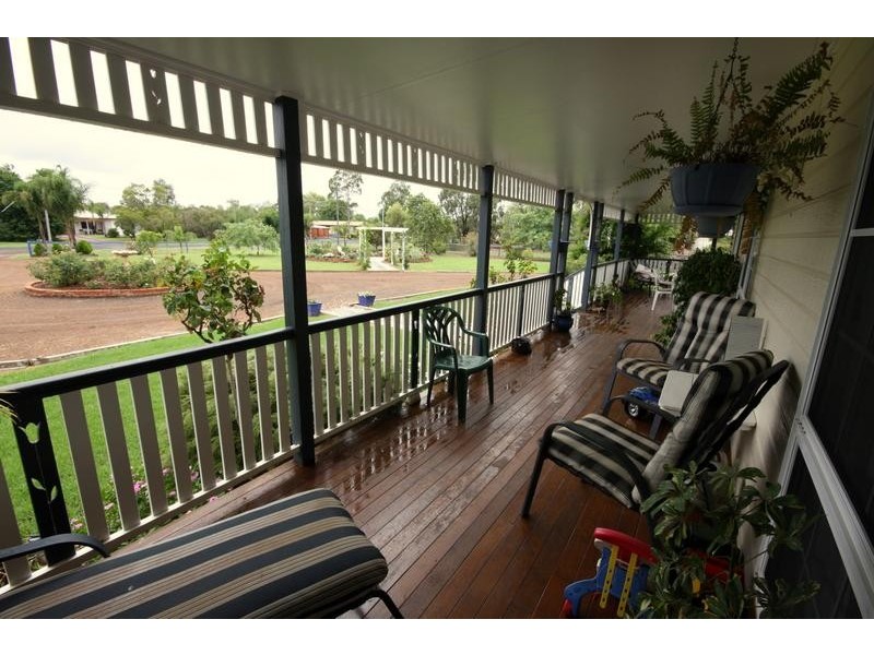 22 Weale Street, Dalby QLD 4405