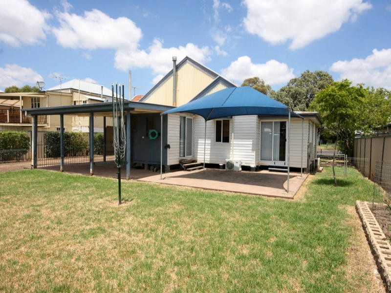 79 Patrick Street, Dalby QLD 4405