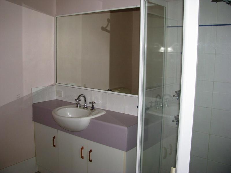 4/82 Charles Street, Dalby QLD 4405