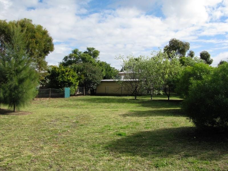 14 Dalby Street, Jandowae QLD 4410