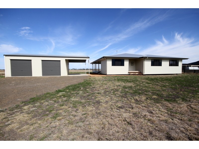 56 Diamond Drive, Dalby QLD 4405