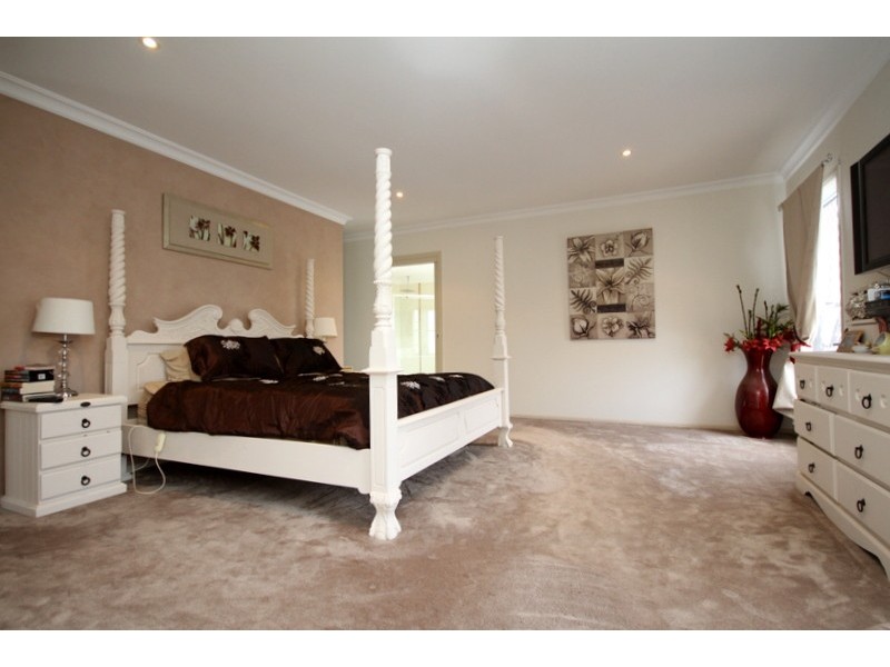 11 Henderson Street, Dalby QLD 4405
