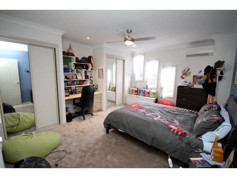 11 Henderson Street, Dalby QLD 4405