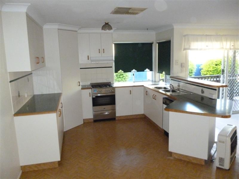 6 Brimblecombe Street, Dalby QLD 4405