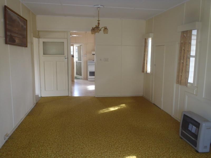 122 Pratten Street, Dalby QLD 4405