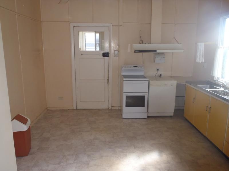 122 Pratten Street, Dalby QLD 4405