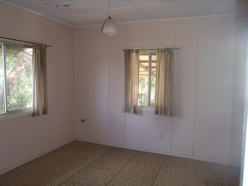 122 Pratten Street, Dalby QLD 4405