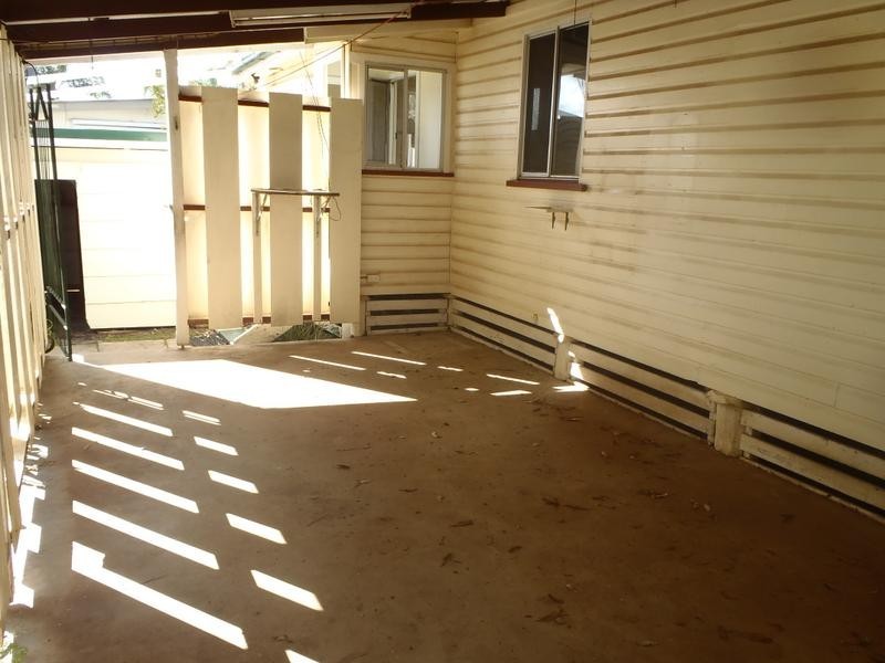 122 Pratten Street, Dalby QLD 4405