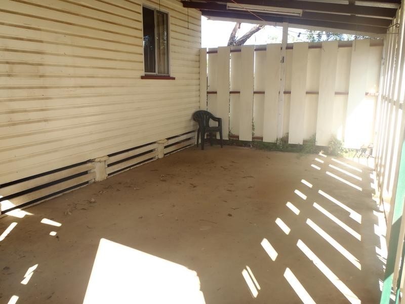 122 Pratten Street, Dalby QLD 4405