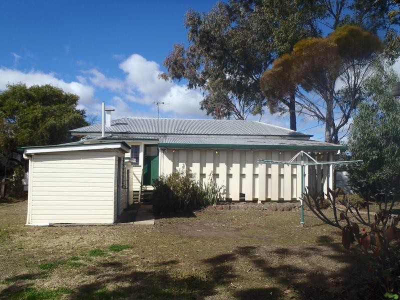 122 Pratten Street, Dalby QLD 4405