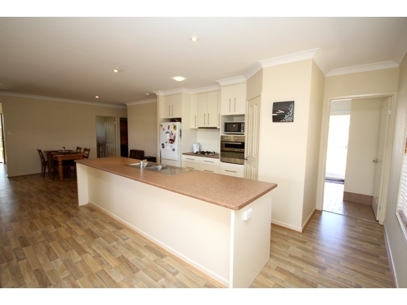 16 Branch Creek Road, Dalby QLD 4405
