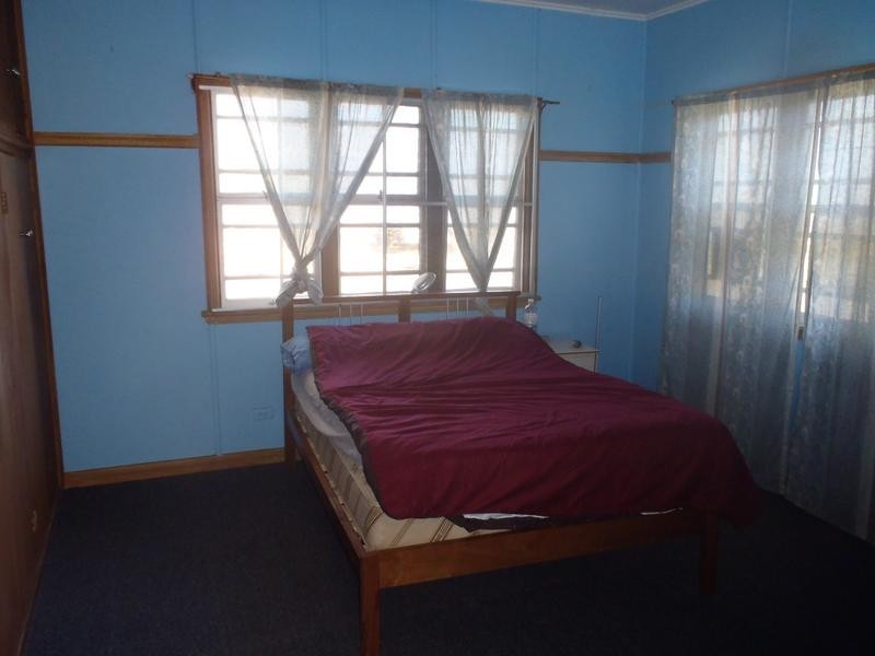 5 Railway Street, Bowenville QLD 4404