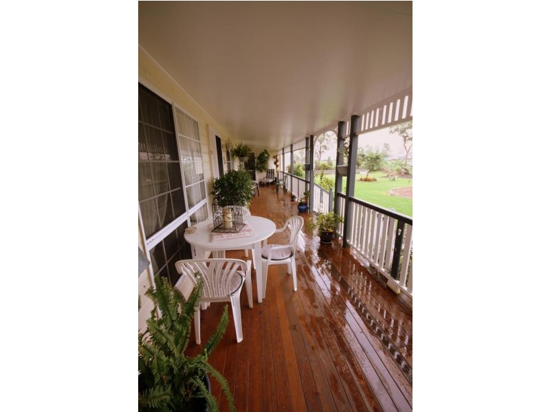 22 Weale Street, Dalby QLD 4405