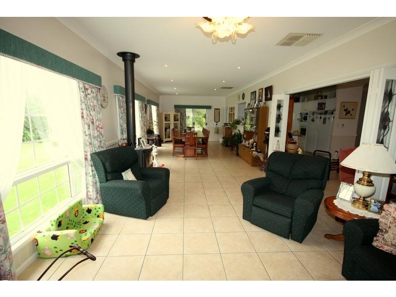 22 Weale Street, Dalby QLD 4405