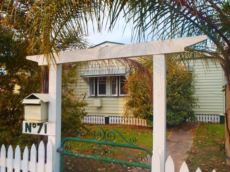 71 Edward Street, Dalby QLD 4405