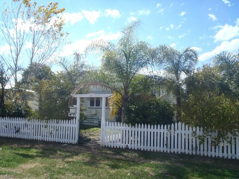 71 Edward Street, Dalby QLD 4405