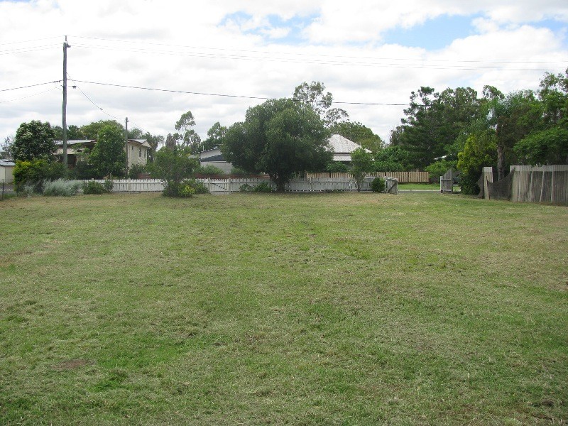 18 Arthur Street, Dalby QLD 4405