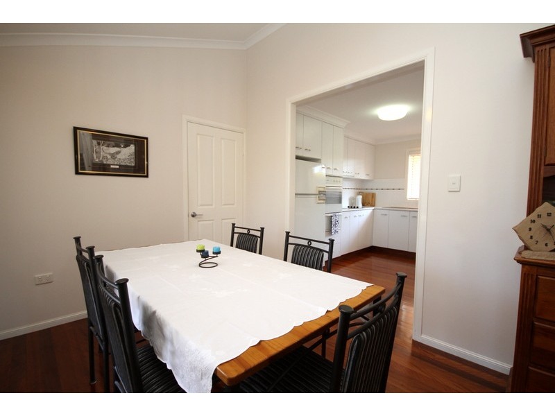 2/11 Fortescue Street, Dalby QLD 4405