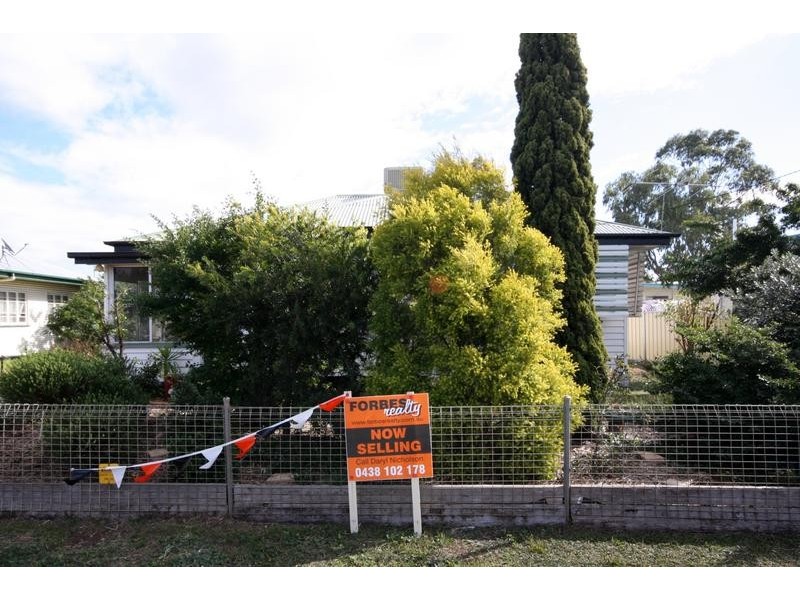 7 Hospital Road, Dalby QLD 4405