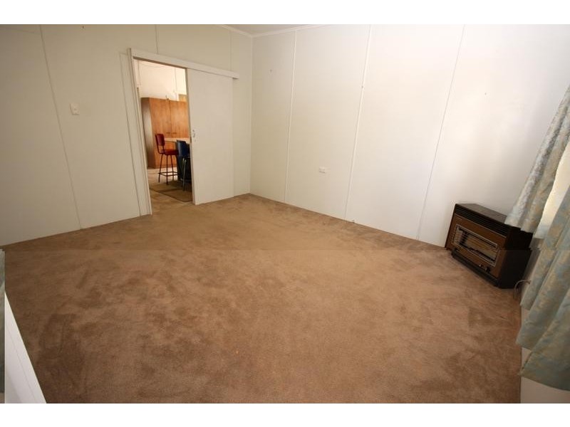 7 Hospital Road, Dalby QLD 4405