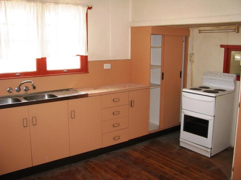 22 Roche Street, Dalby QLD 4405