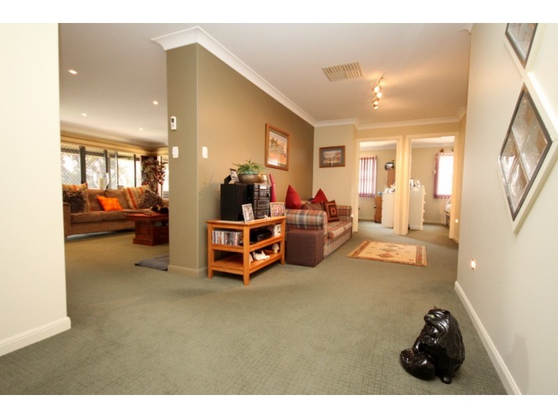 8 Jacaranda Court, Dalby QLD 4405